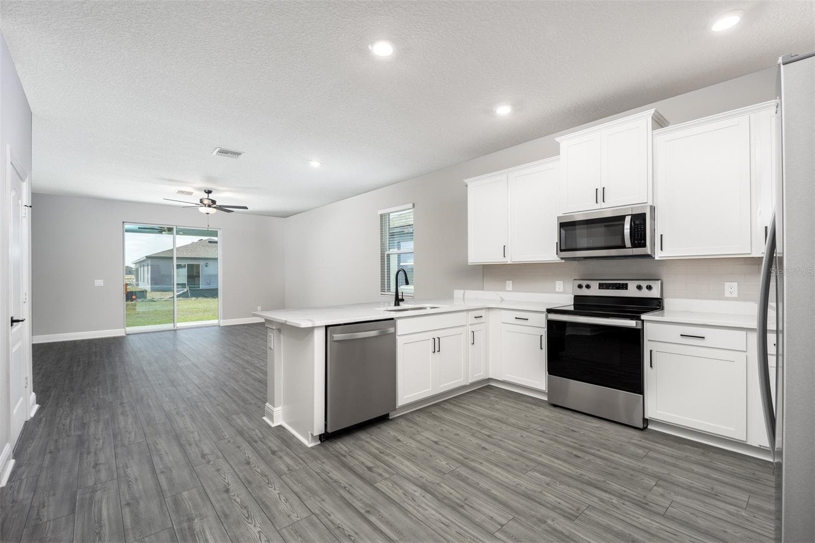 3352 Chinotto Dr photo 3