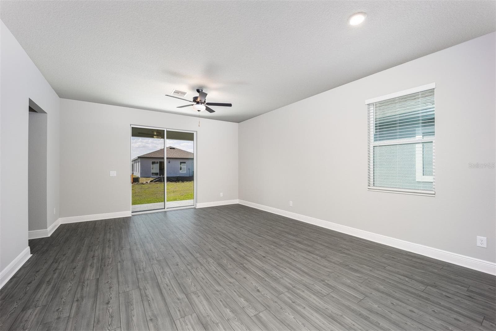 3352 Chinotto Dr photo 5