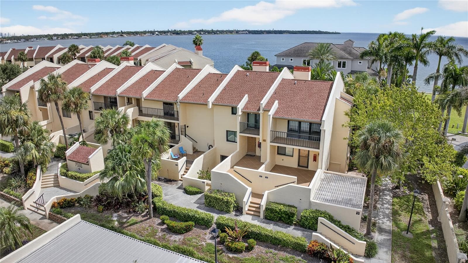 7550 Sunshine Skyway Ln S #P12 photo 3