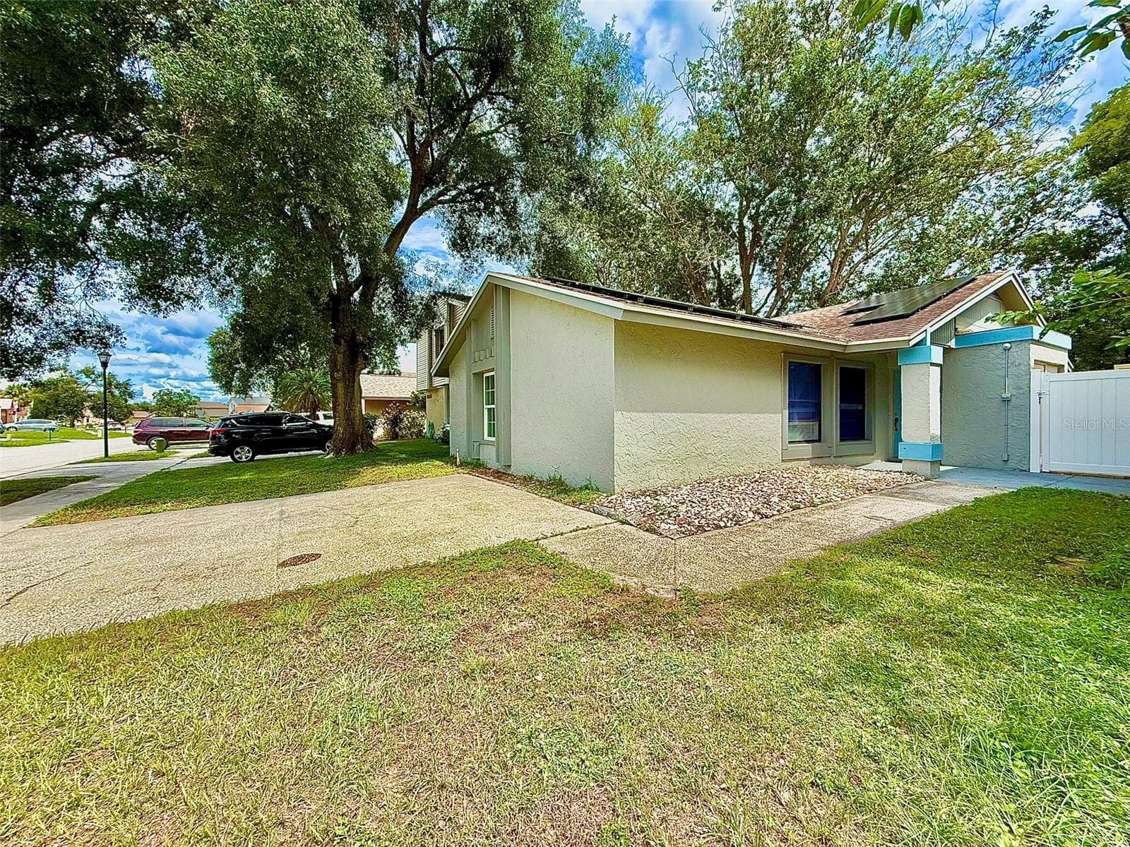 10309 Parkcrest Dr