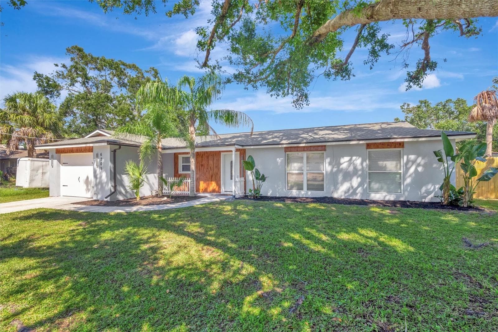 6209 Flamingo Dr photo 3