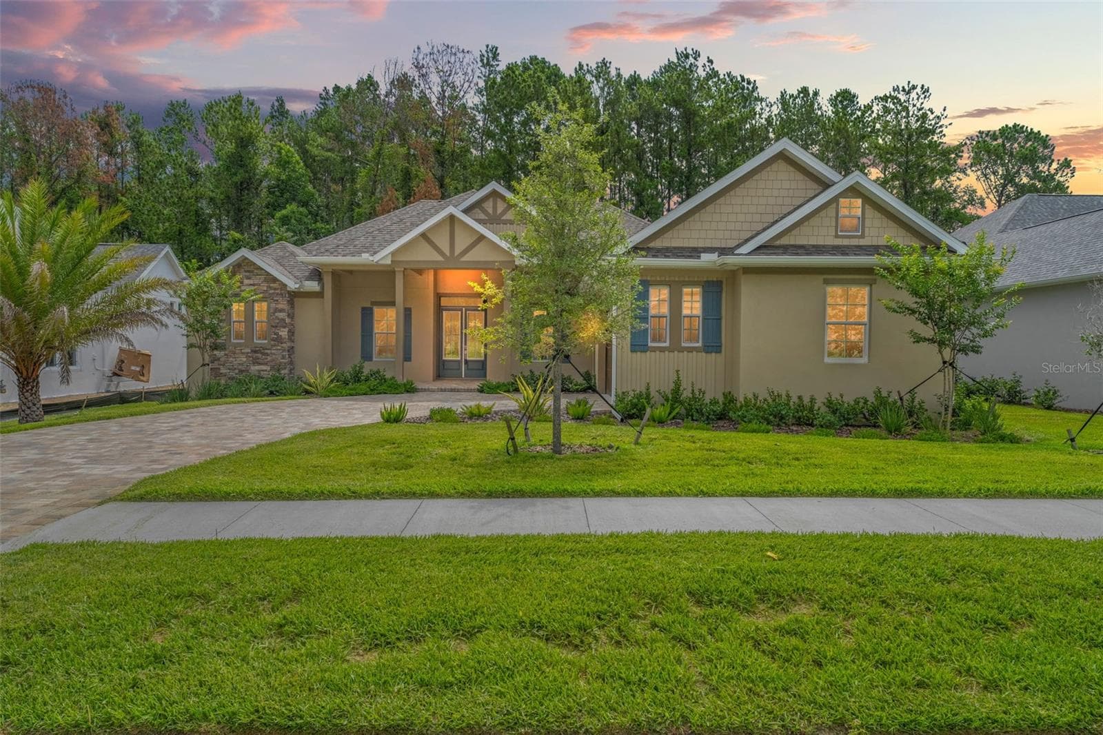5034 Elm Leaf Dr