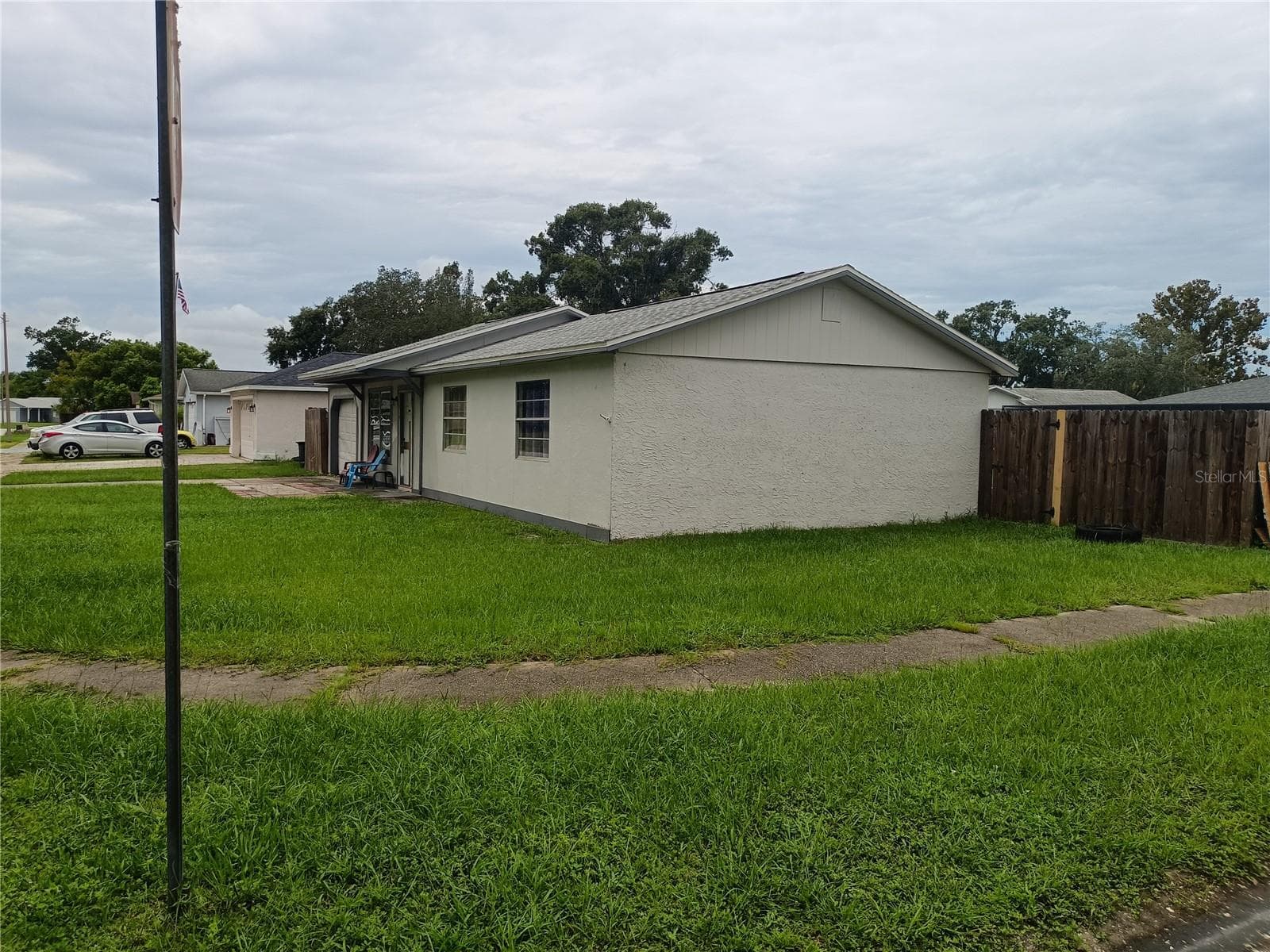 12233 Smokey Dr photo 3