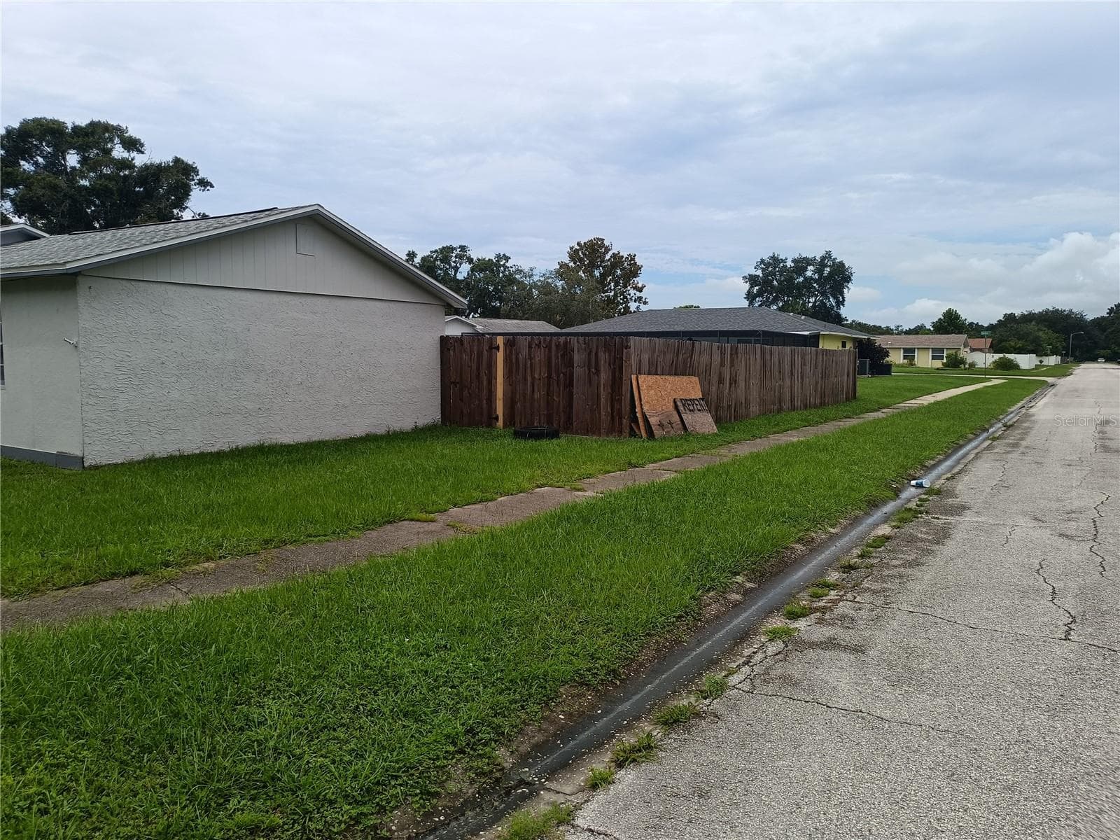 12233 Smokey Dr photo 4