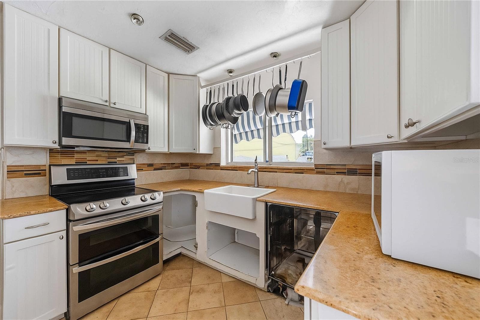 2507 Riverview Blvd photo 5