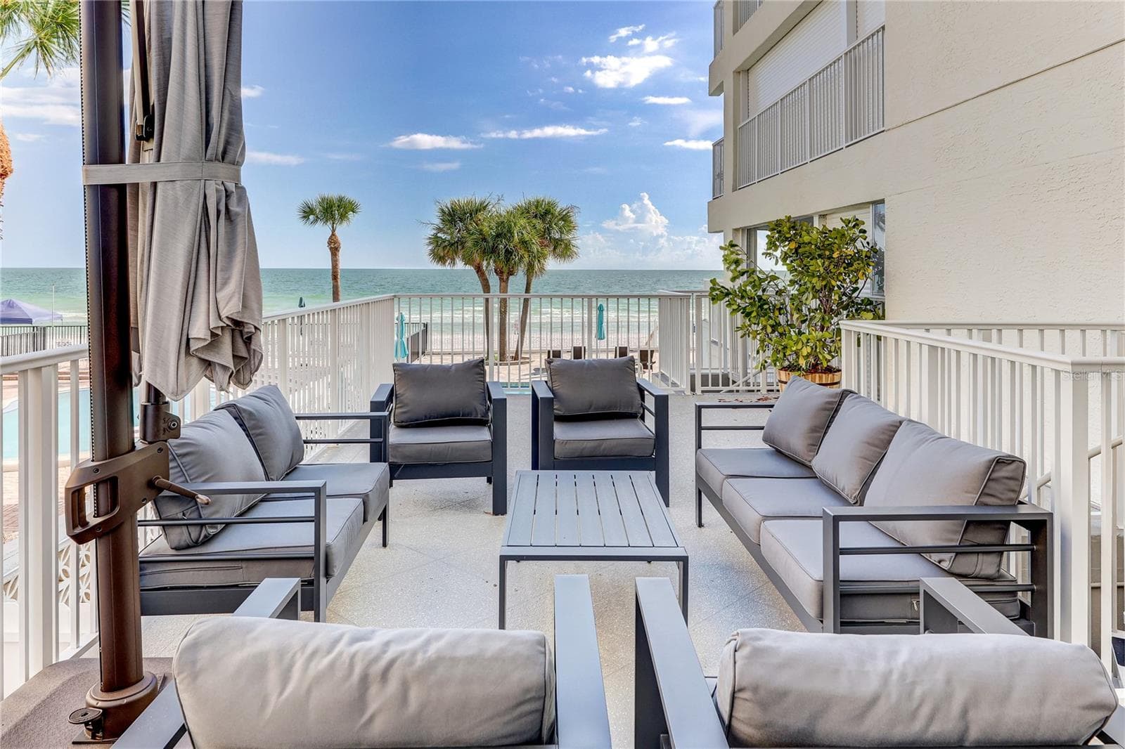 16332 Gulf Blvd #1C photo 5