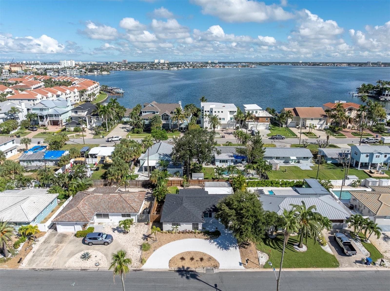 197 Lido Dr photo 4