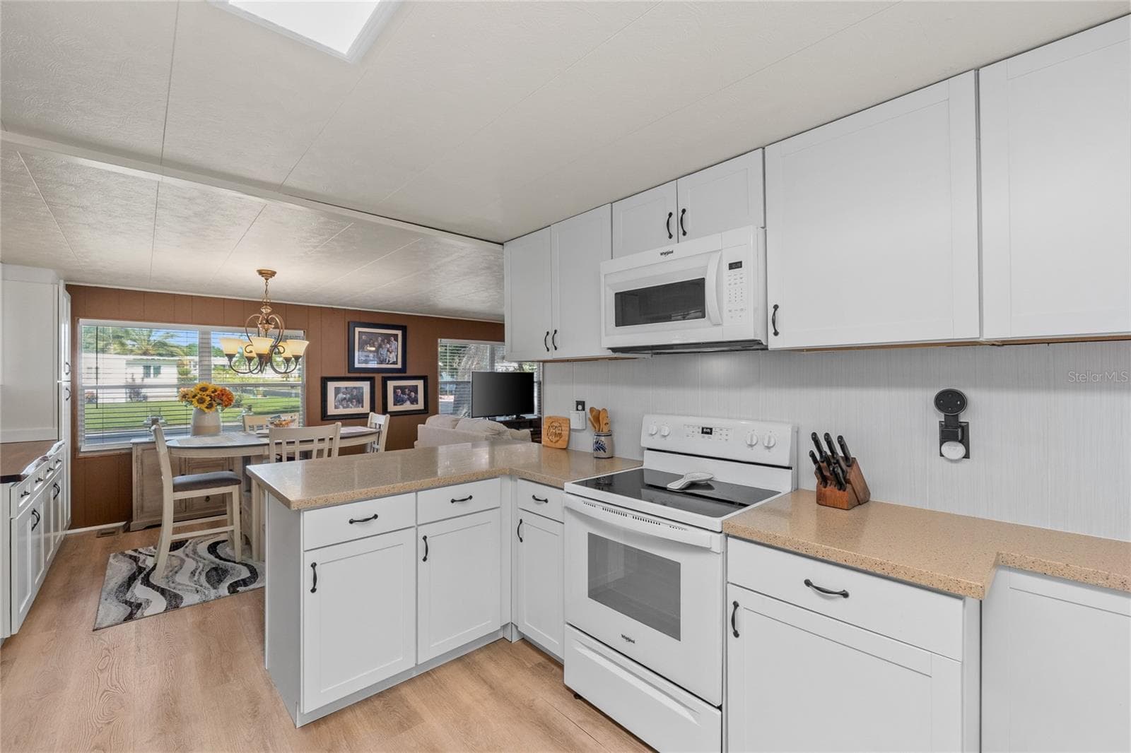 288 Salem Ave #3