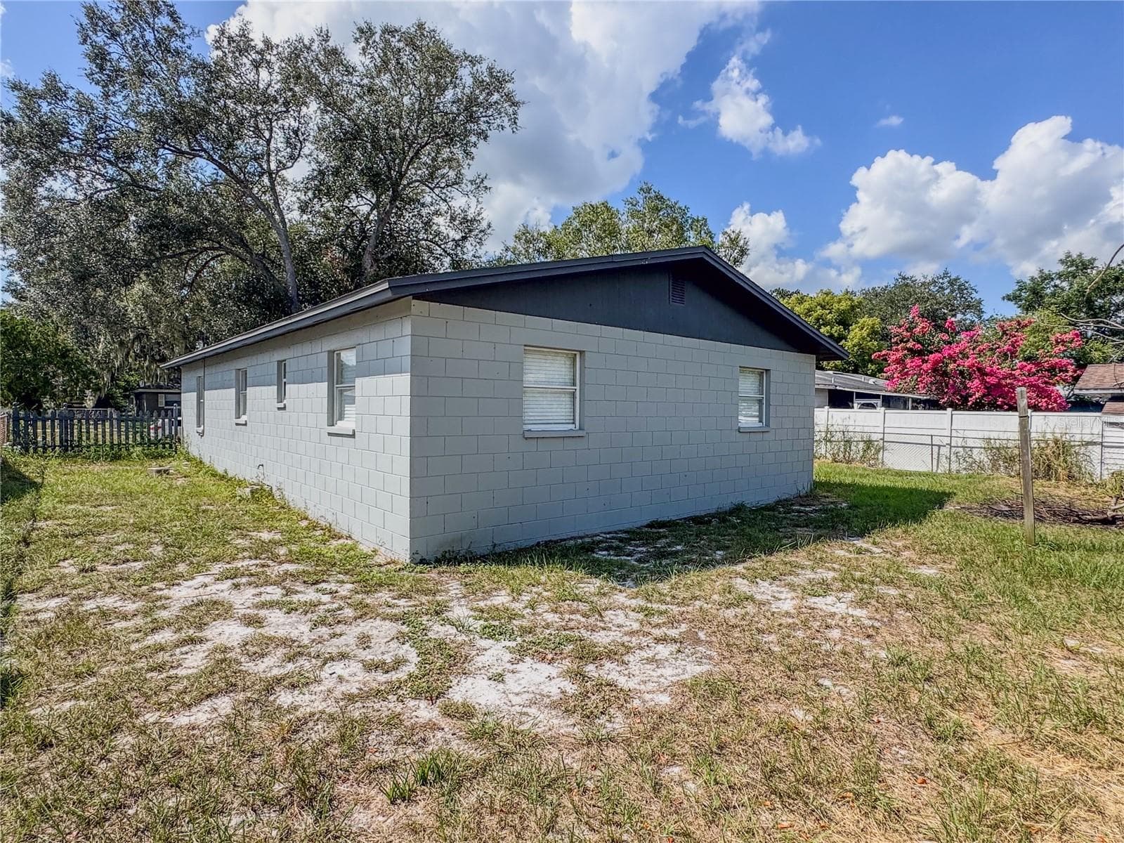 602 Taylor Blvd photo 5