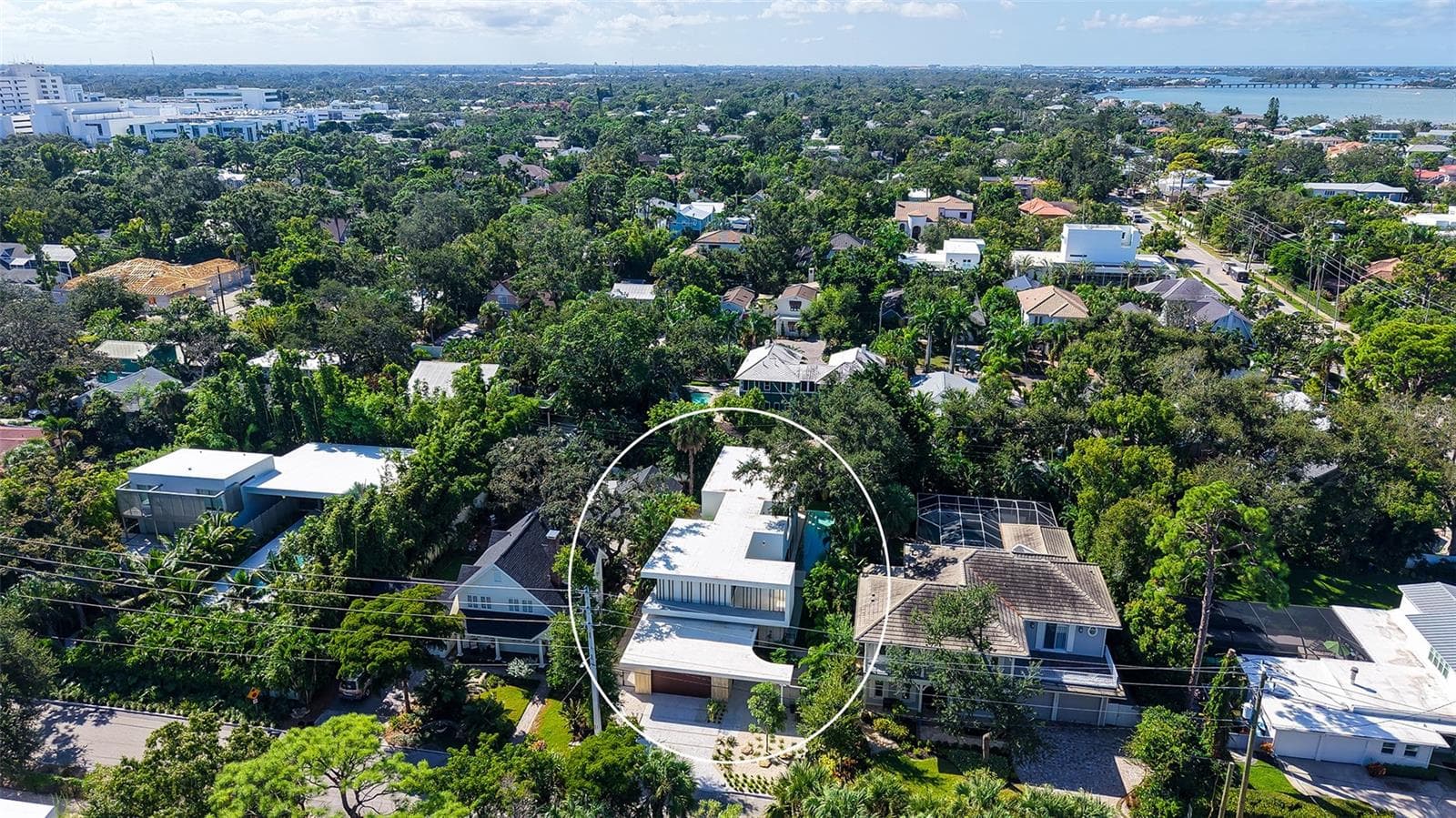 1642 Bahia Vista St
