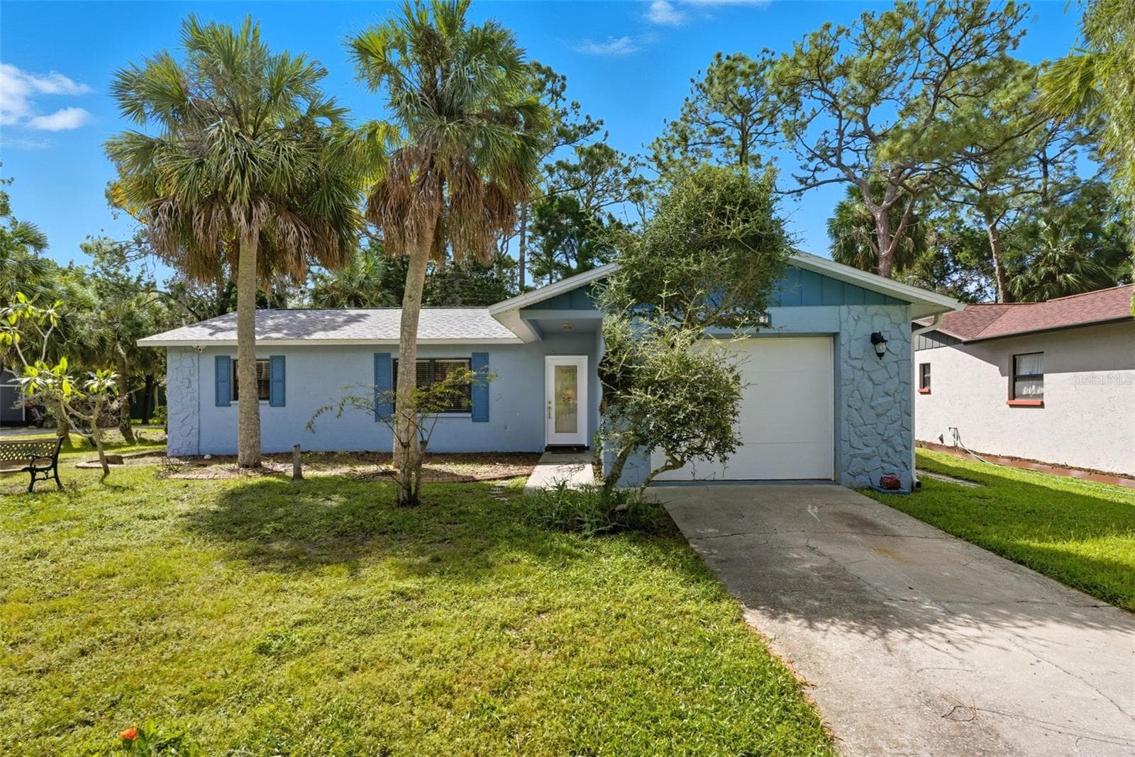 6936 Driftwood Dr