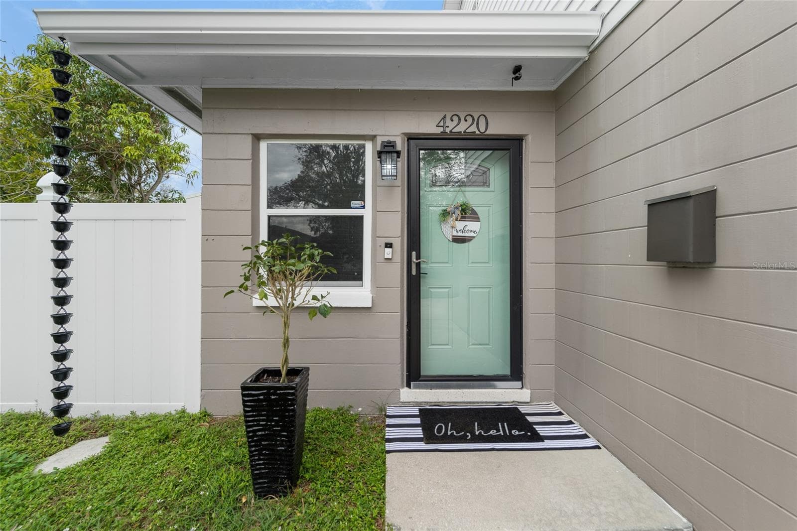4220 19 St N