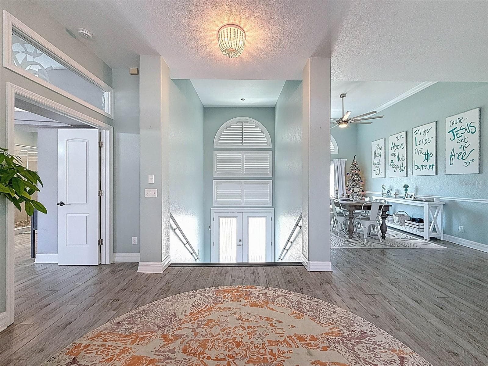 13552 Claudia Dr photo 5