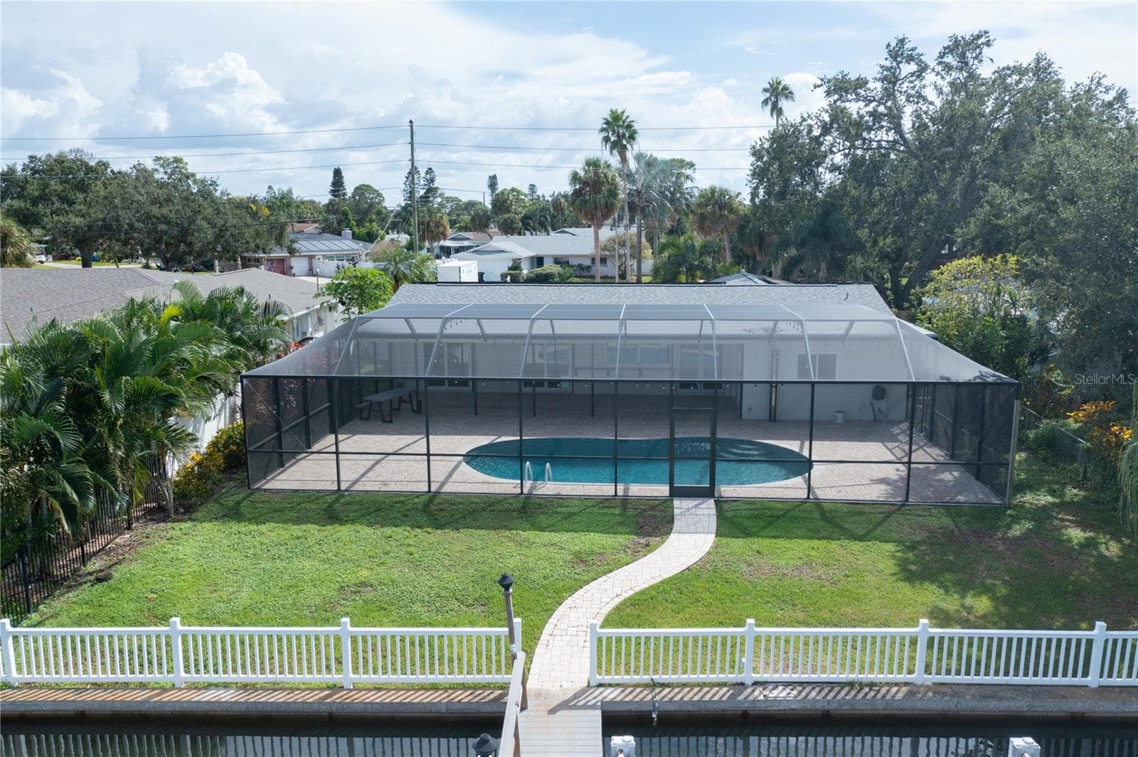 5119 Venetian Blvd NE photo 5