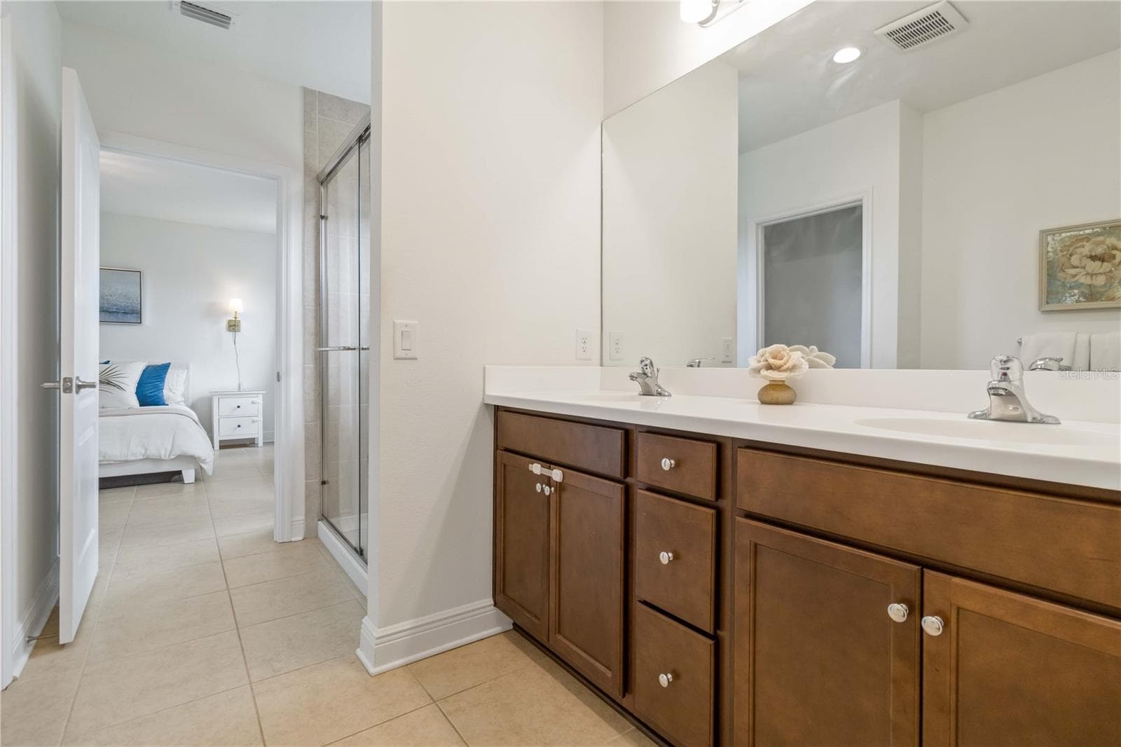 10109 Canaveral Cir photo 5