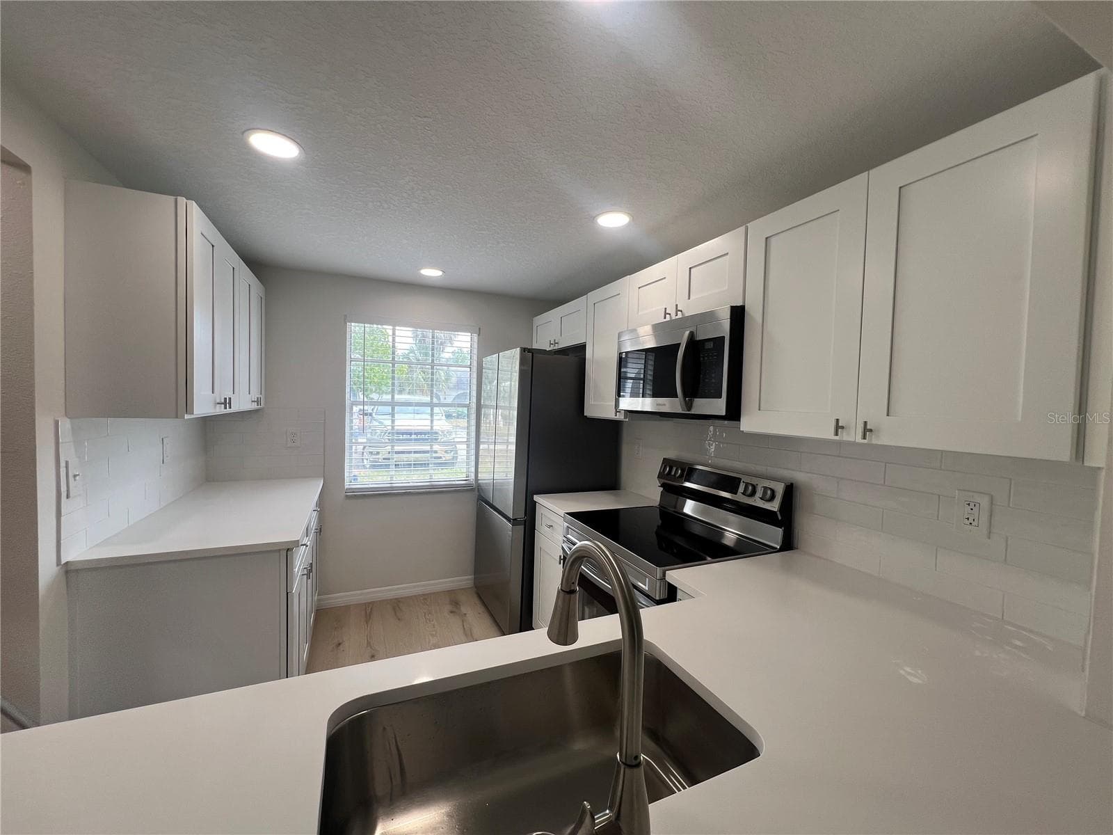 4223 E Sheldon Pl #23 photo 3