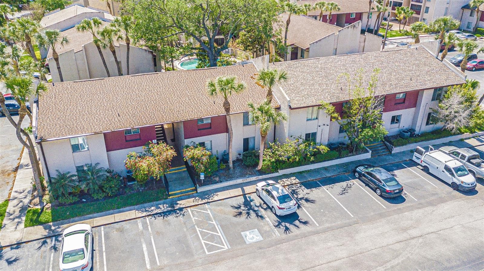 8602 Champlain #87