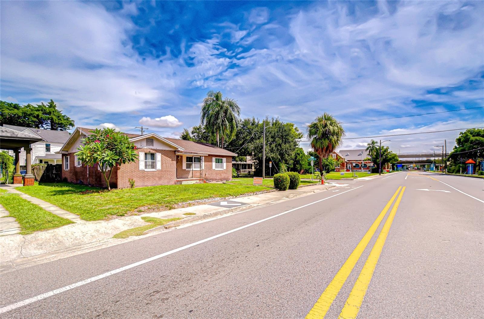 408 E Palm Ave photo 5