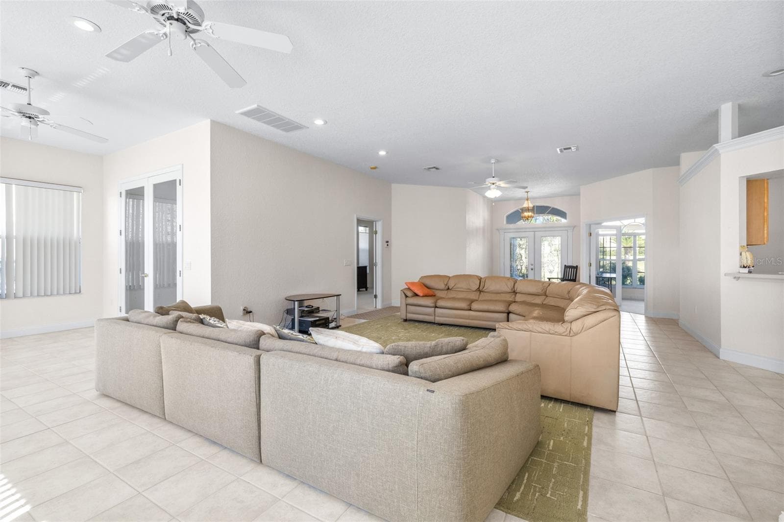 2692 Huntington Hills Dr photo 5
