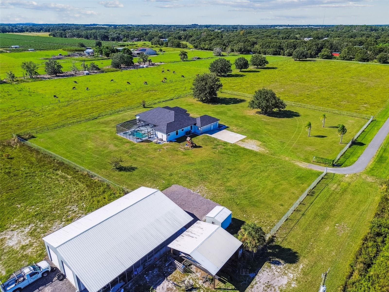 15639 Seth Country Ln photo 4