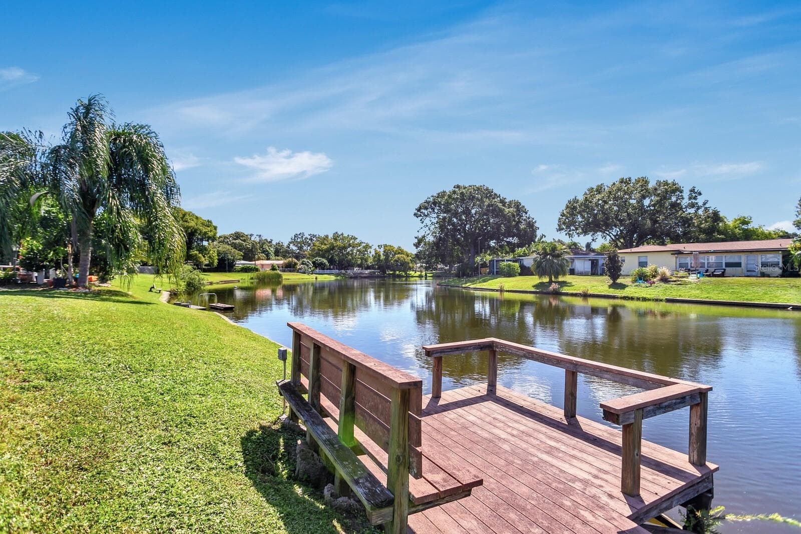 4864 Lake Charles Dr N photo 3
