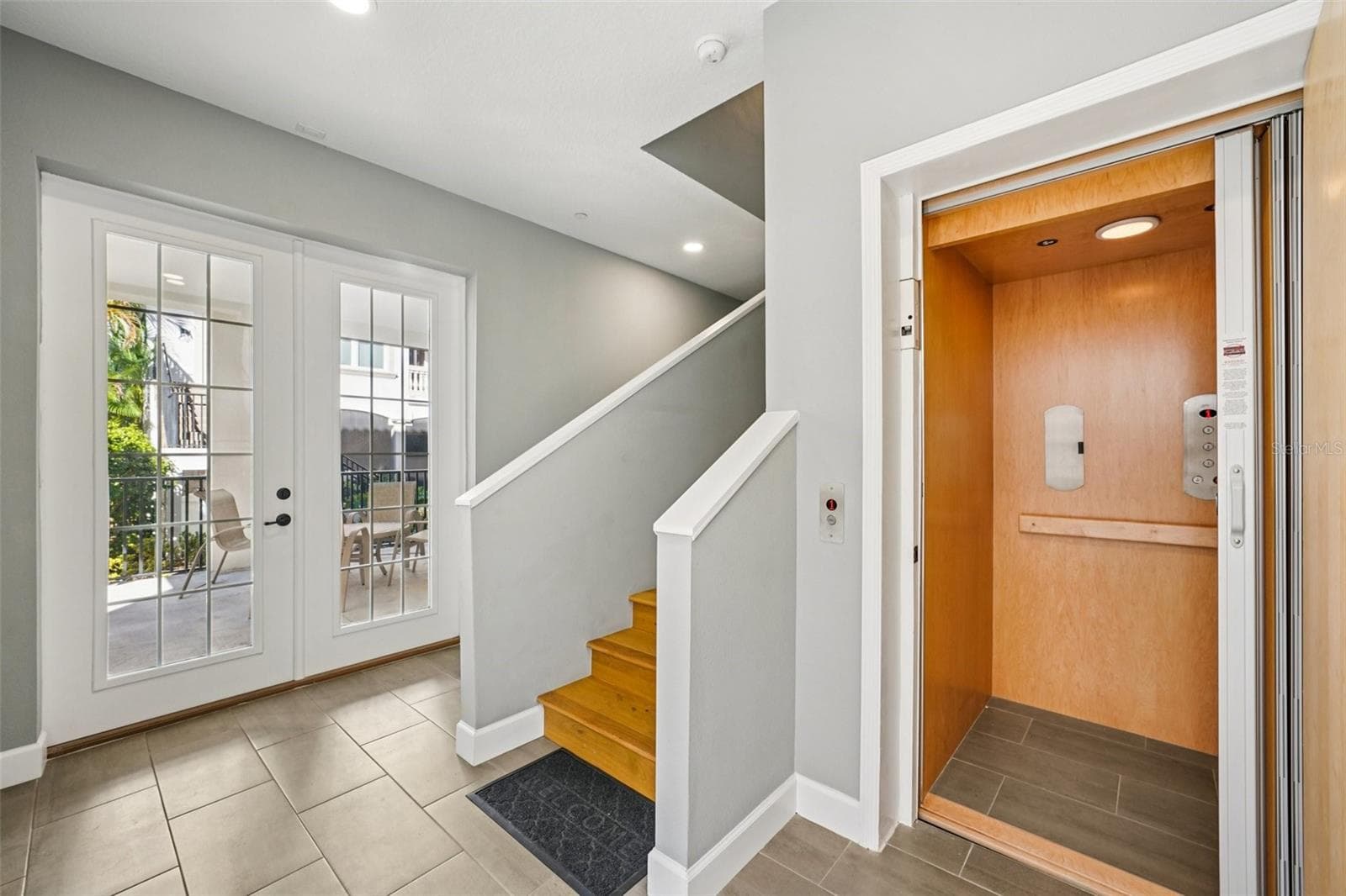 1340 Bayshore Blvd #304 photo 3