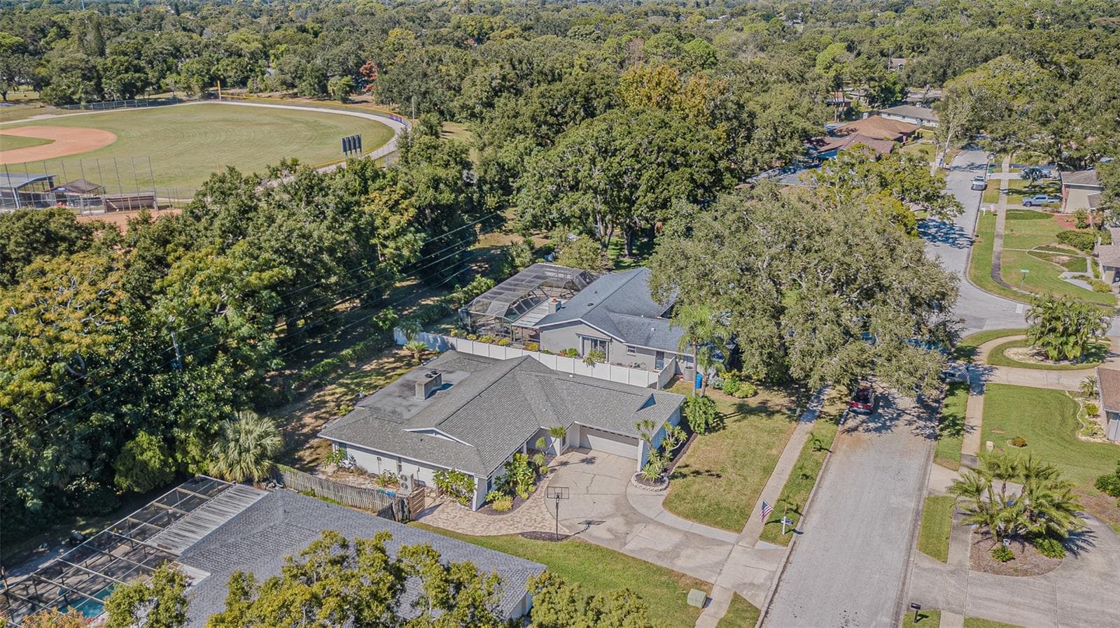 565 Sandy Hook Rd photo 4