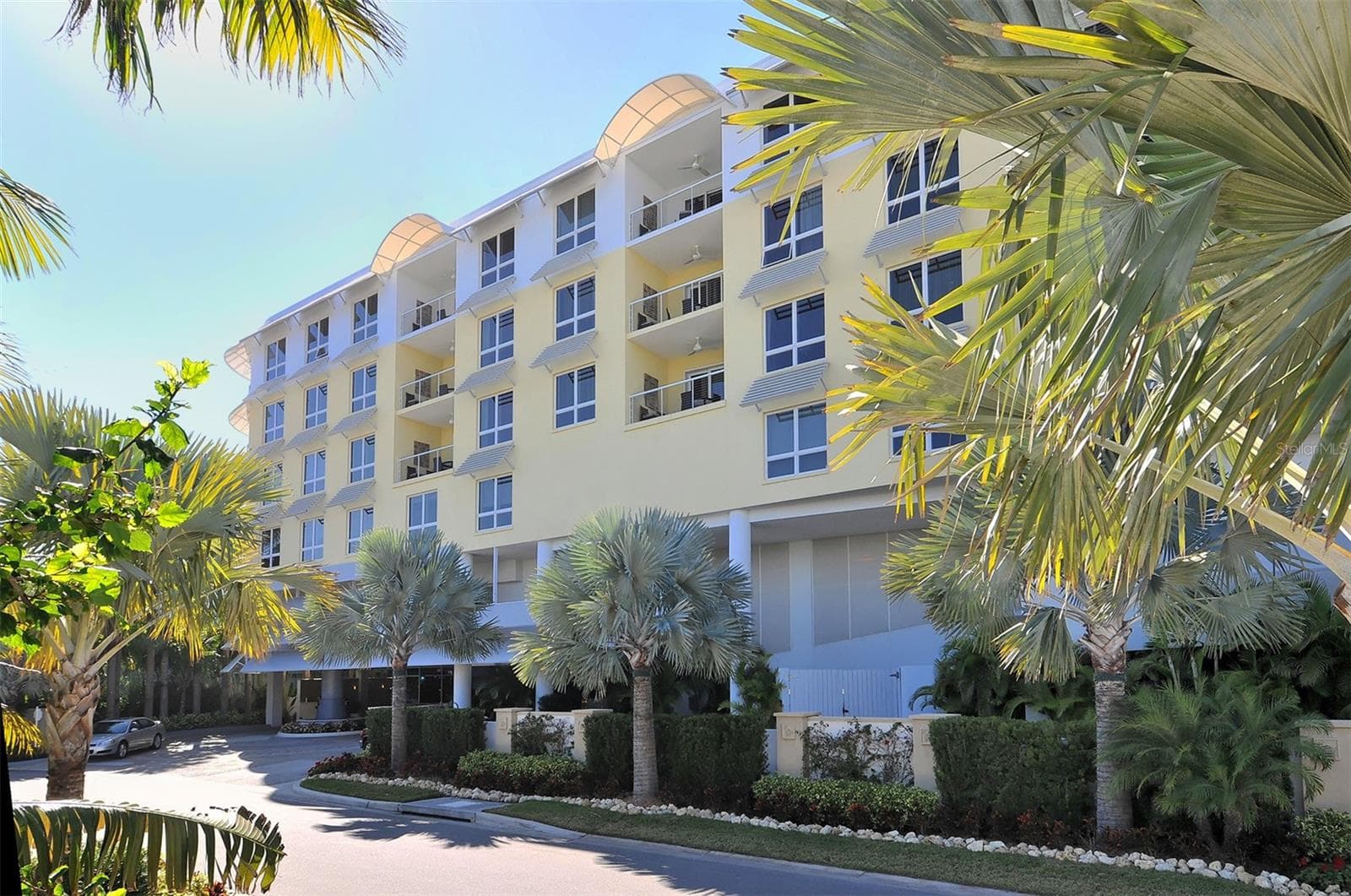 915 Seaside Dr #606, Weeks 12-13