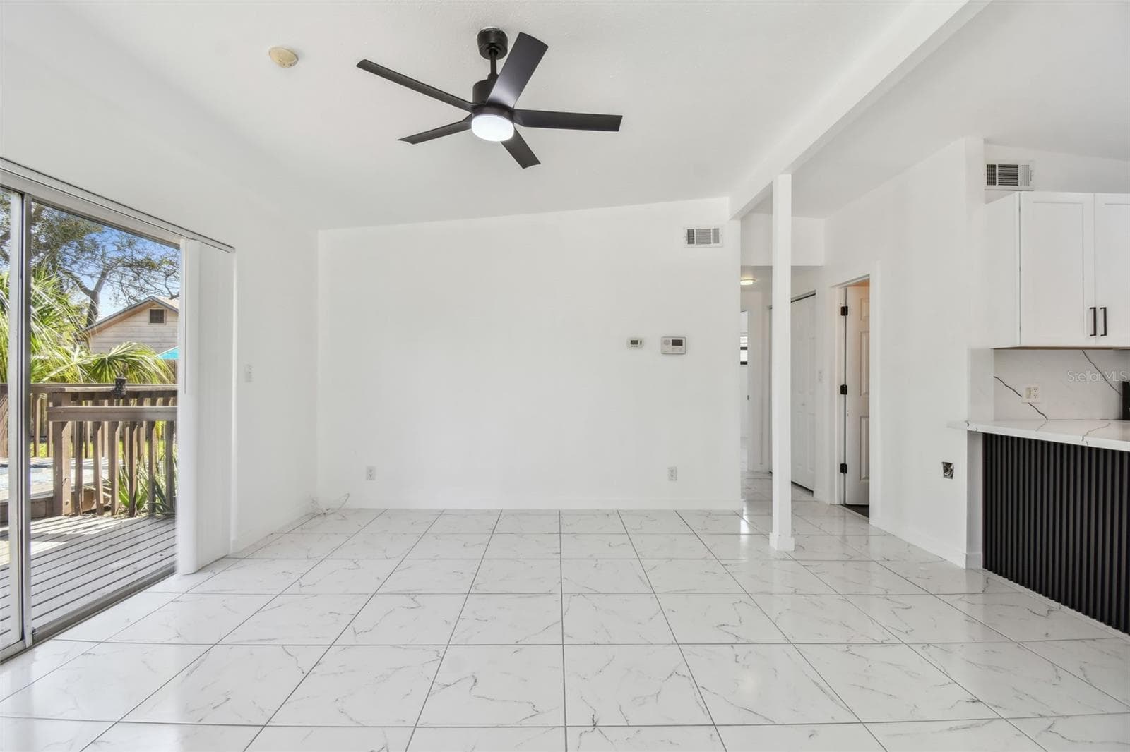 1600 Delaware Ave NE photo 5