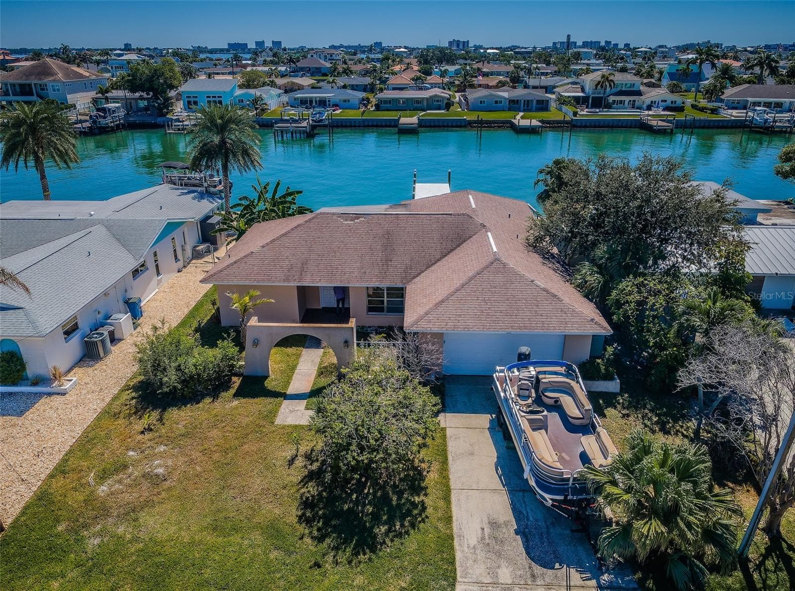 755 Capri Blvd