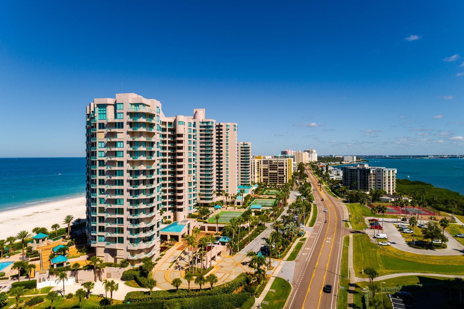 1560 Gulf Blvd #1507 photo 3