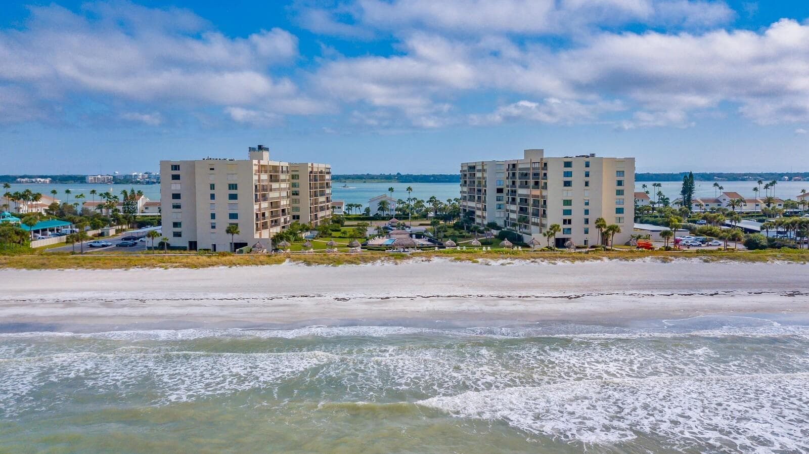 1400 Gulf Blvd #204
