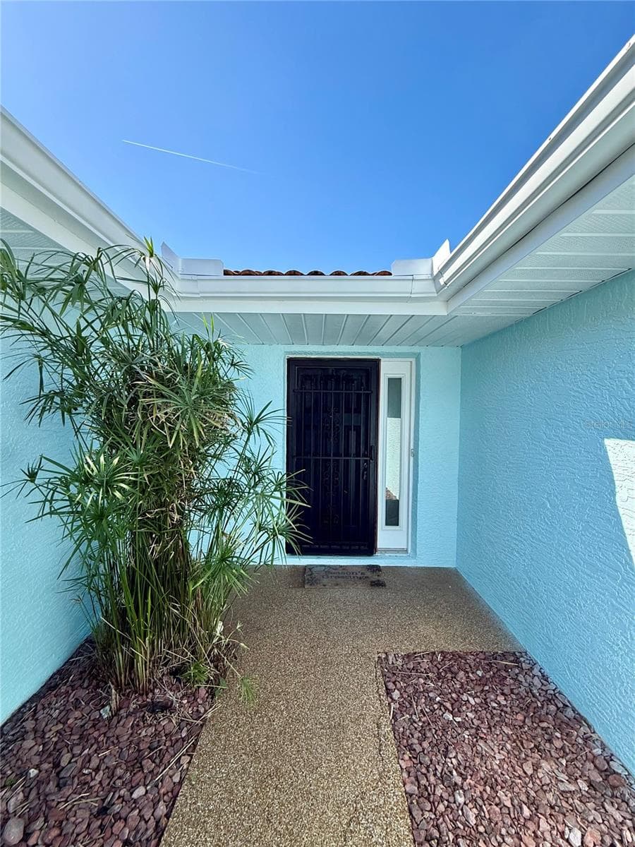 9801 San Moreno Way photo 3