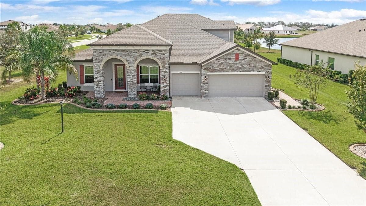 1728 Twin Rivers Trl photo 4
