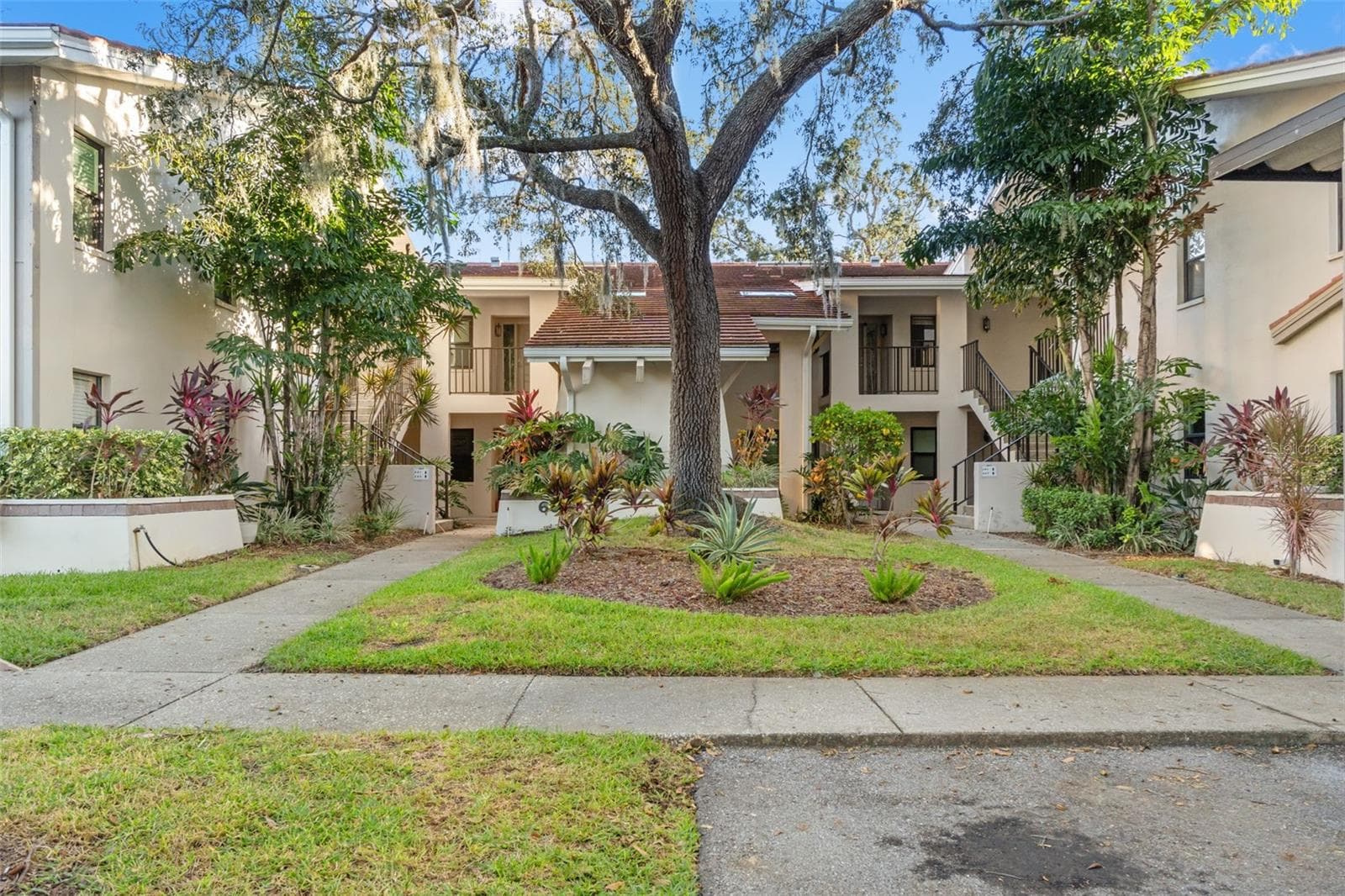 300 S Florida Ave #600F