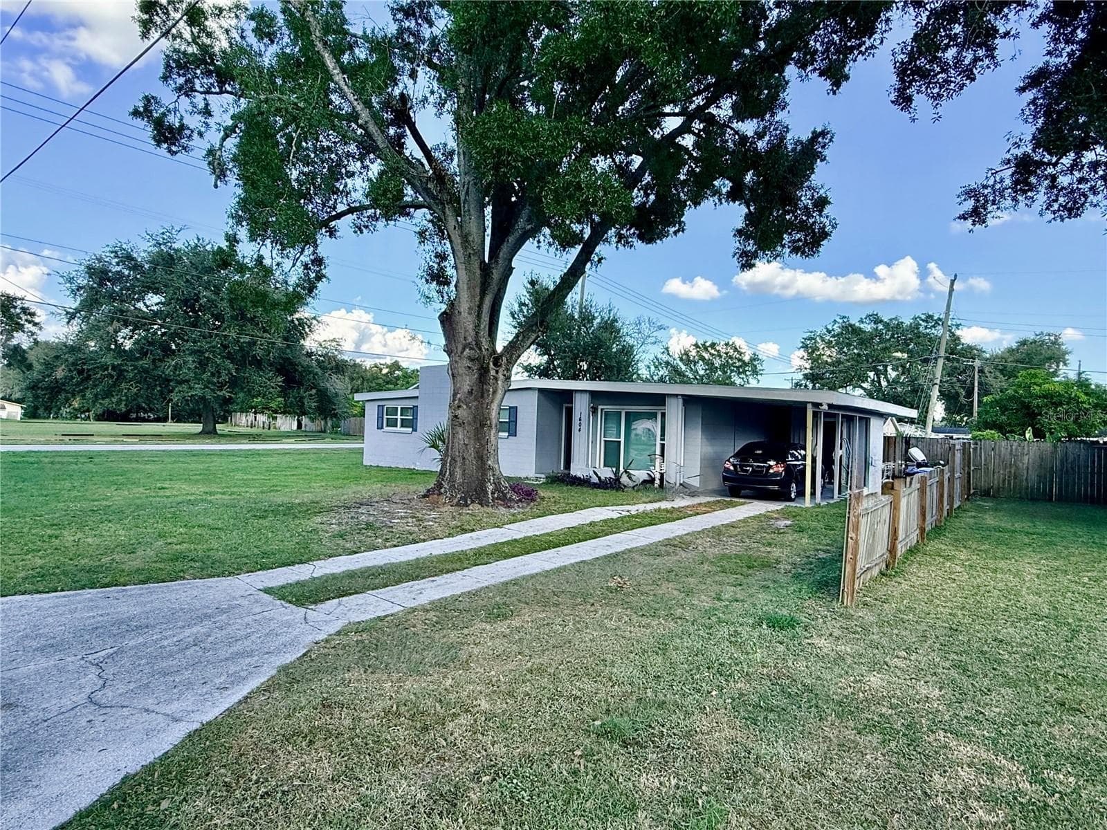 1604 Crystal CT E photo 3