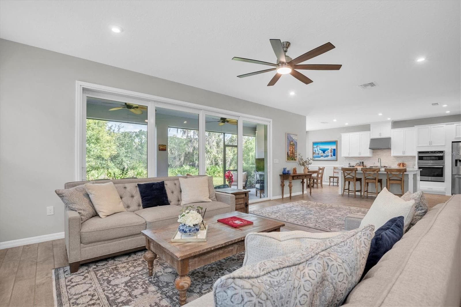 13709 Stansil Ave photo 3