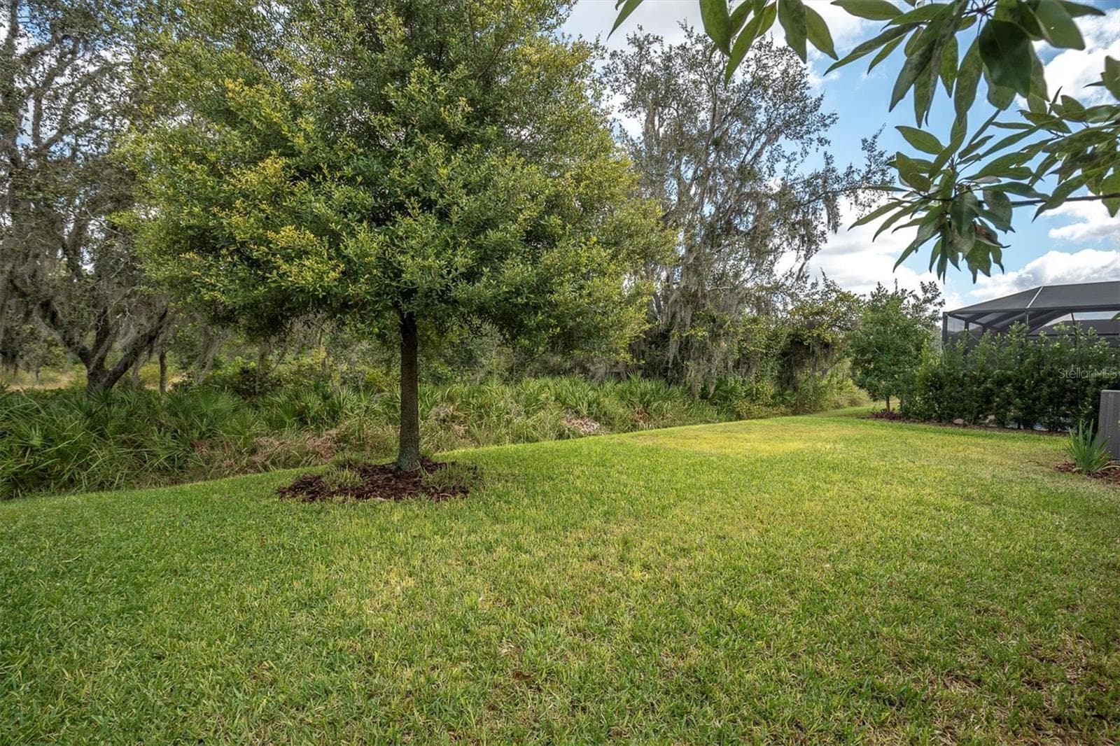 13709 Stansil Ave photo 4