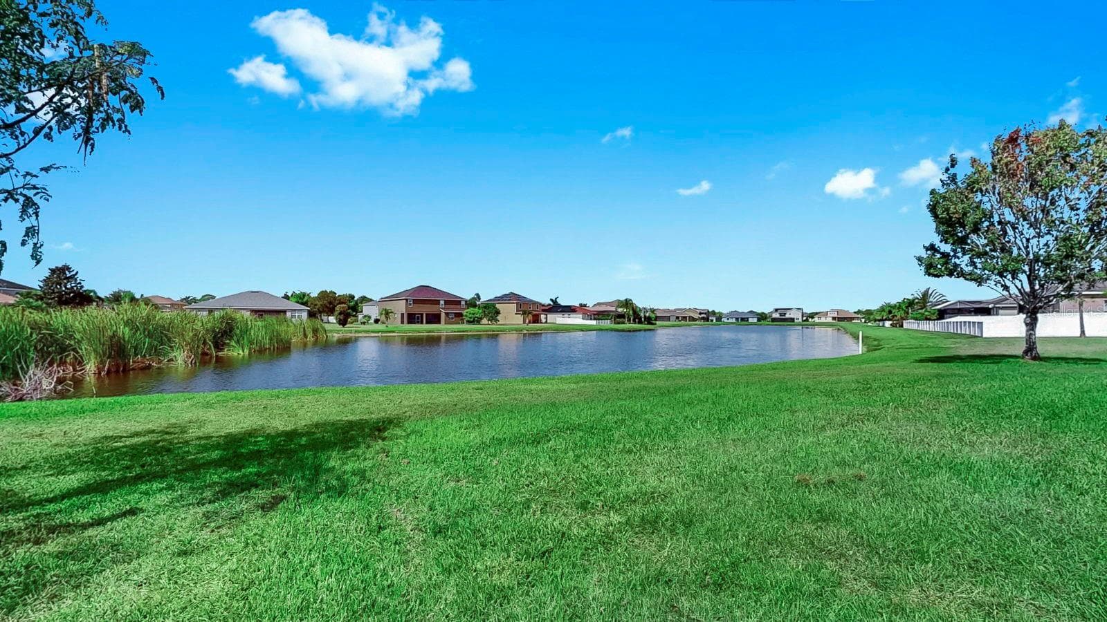 2429 Cumberland Cliff Dr photo 4