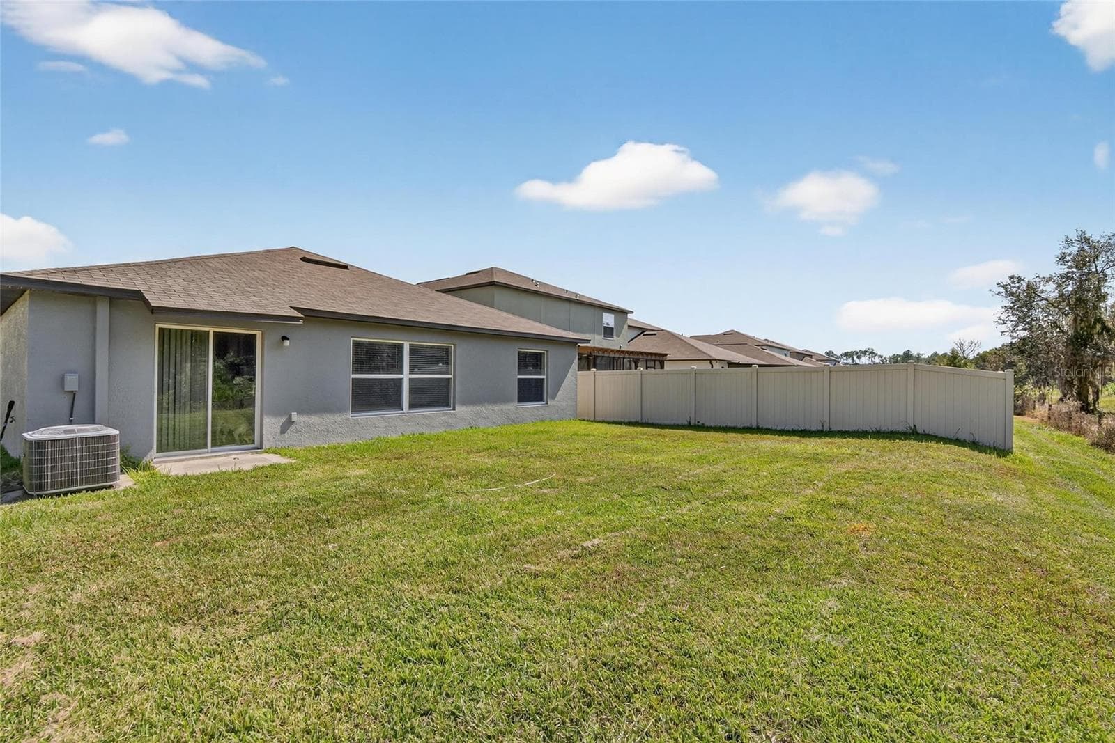 1748 Red Loop photo 5