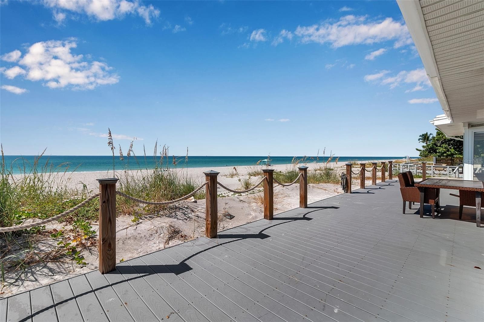 2819 Gulf Of Mexico Dr photo 3