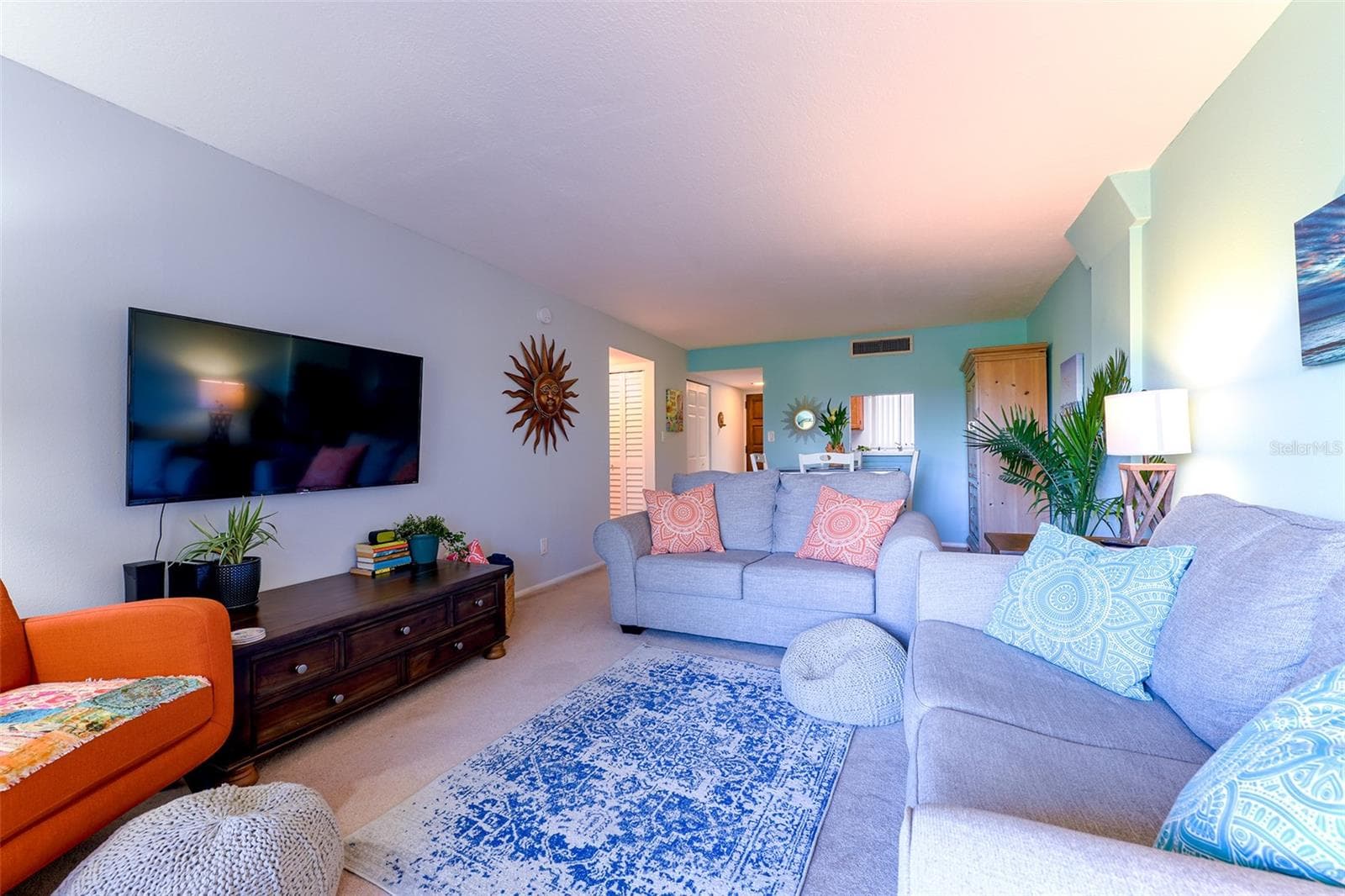 305 Tarpon Pt photo 4