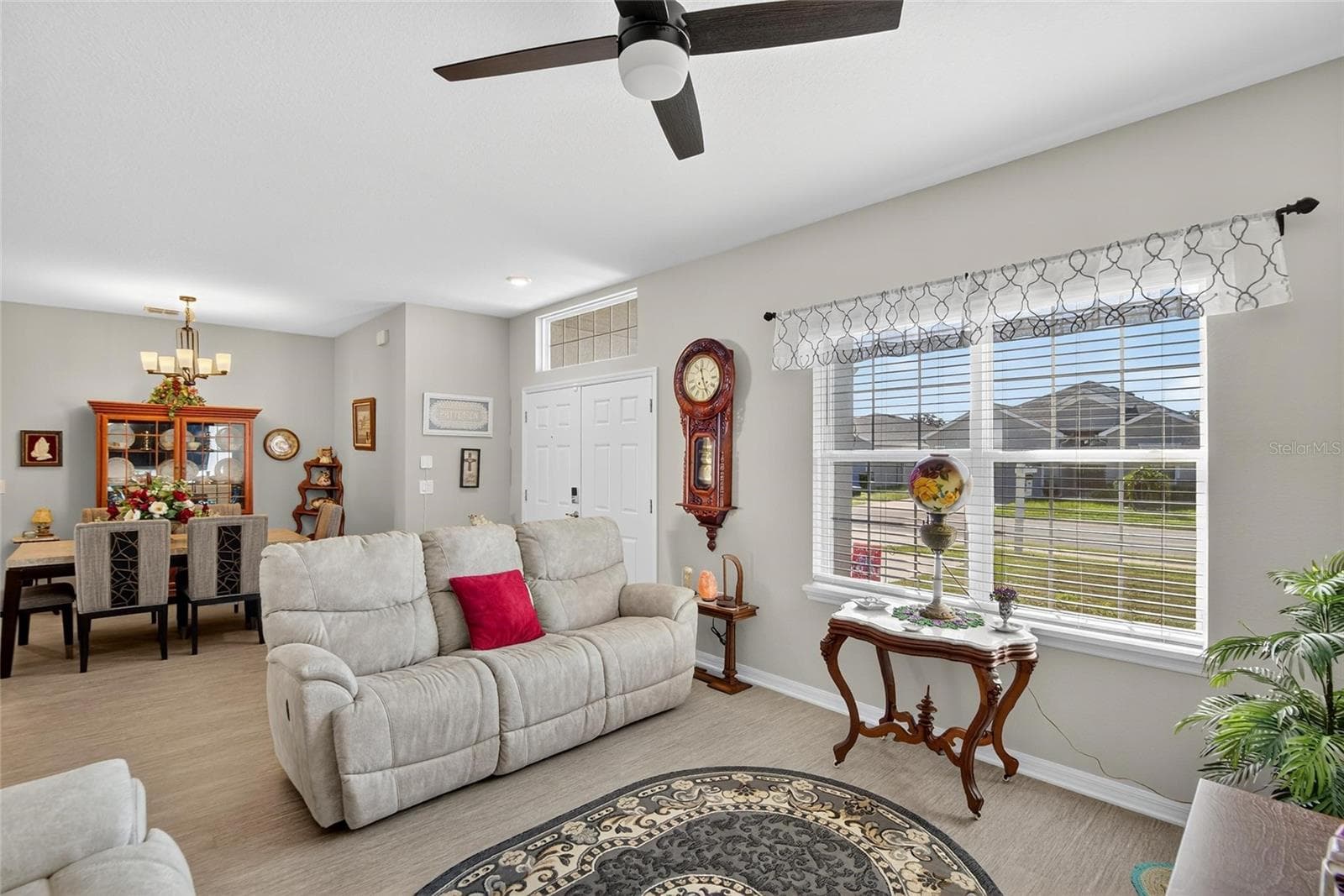 6852 Mossy Oak Ln photo 4