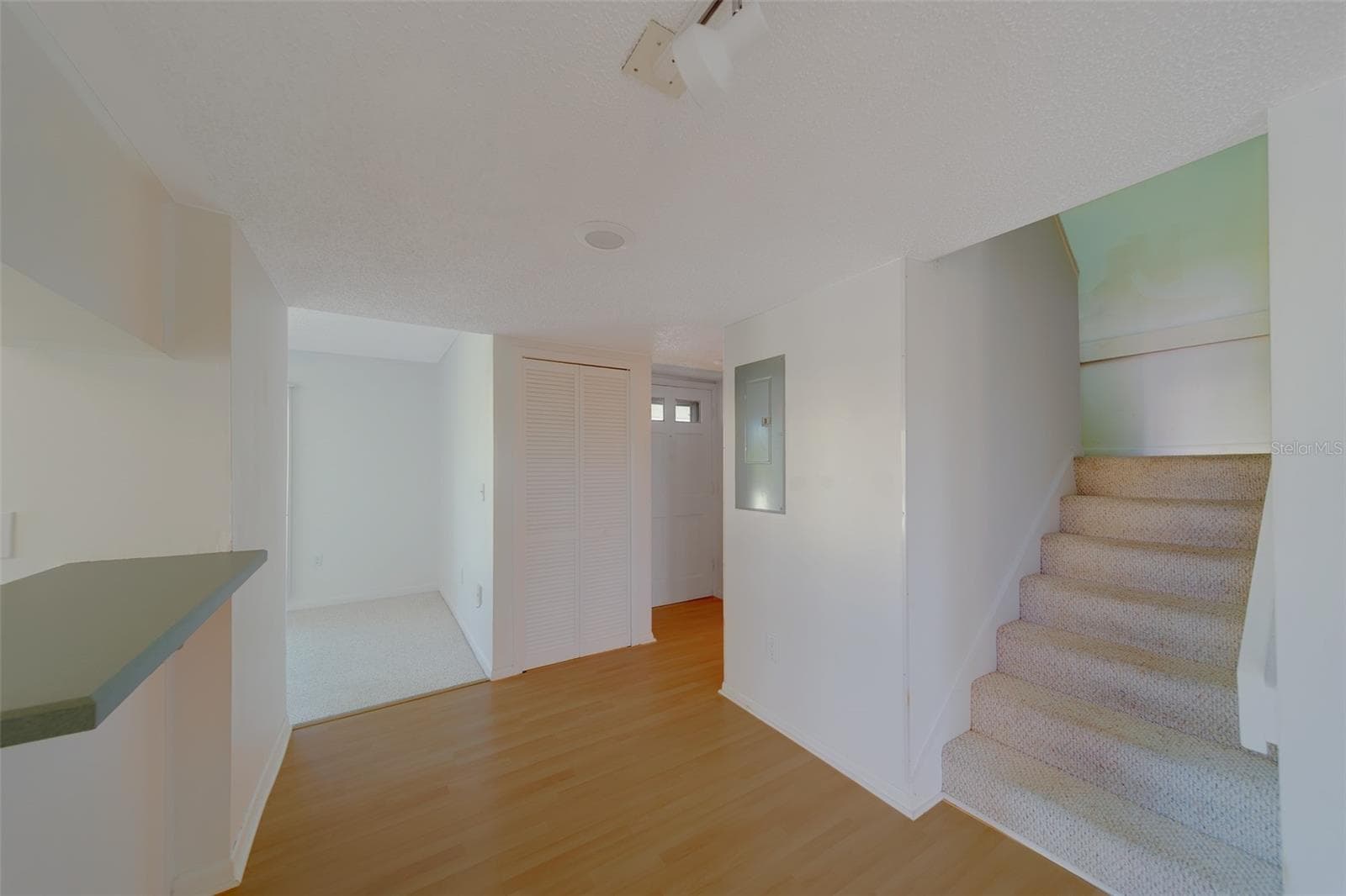 1 Windrush Blvd #28 photo 3