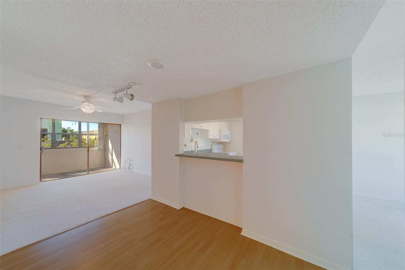 1 Windrush Blvd #28 photo 4