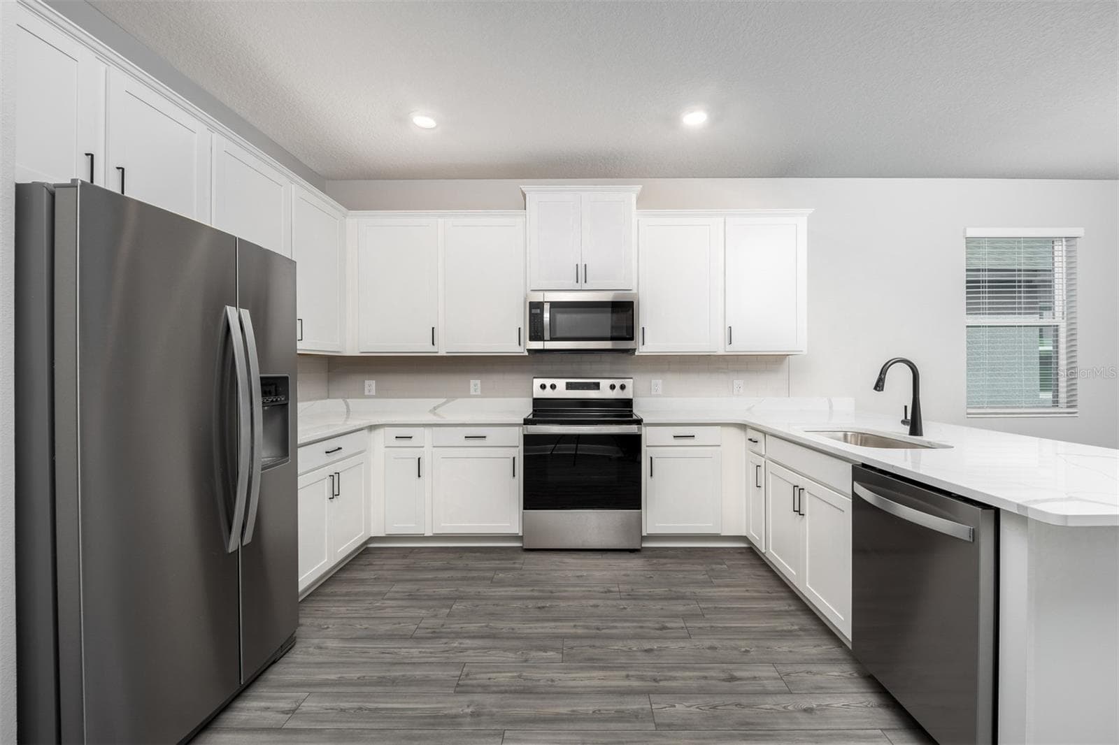 3343 Chinotto Dr photo 4