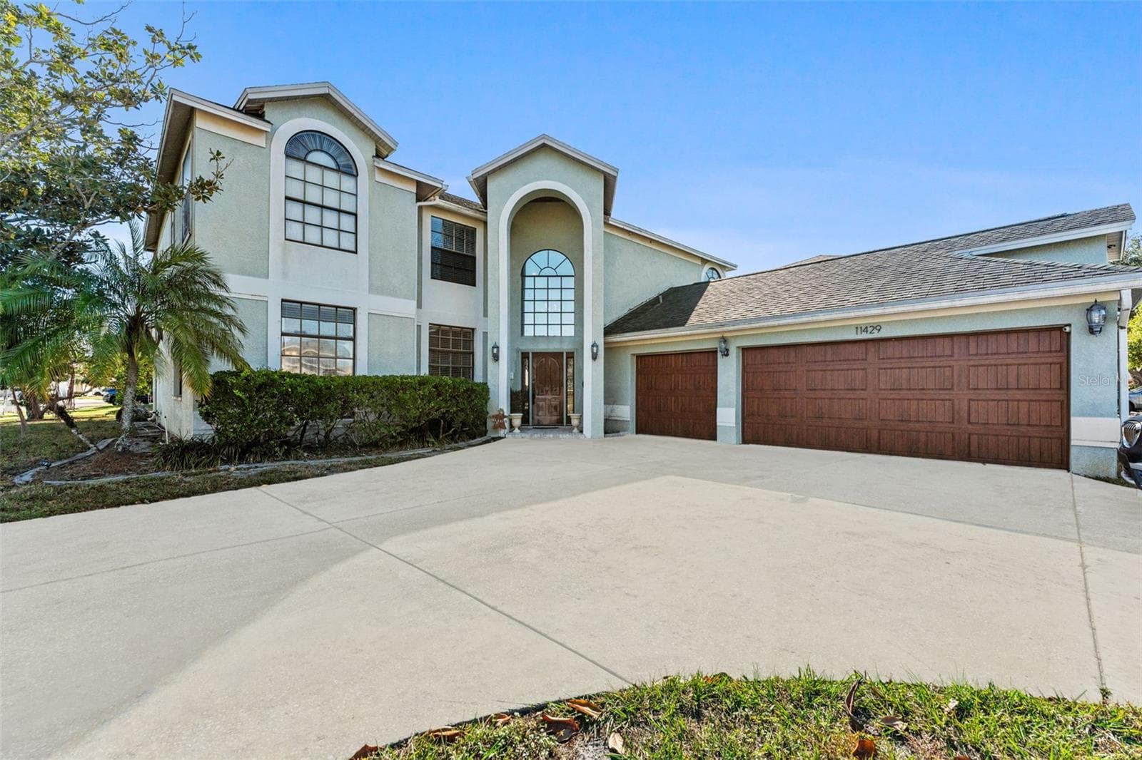 11429 Zenith Cir photo 4