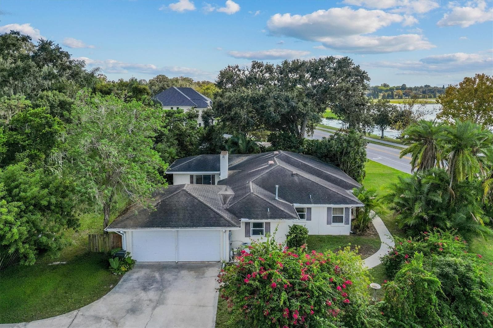 225 Lake Hollingsworth Dr photo 3