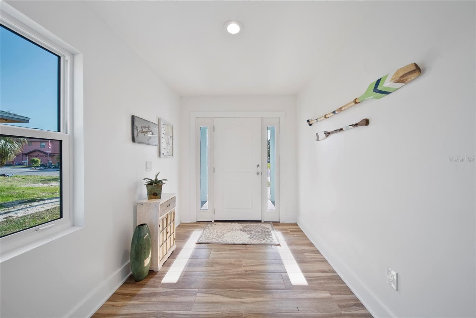 15564 Bertram Dr photo 3