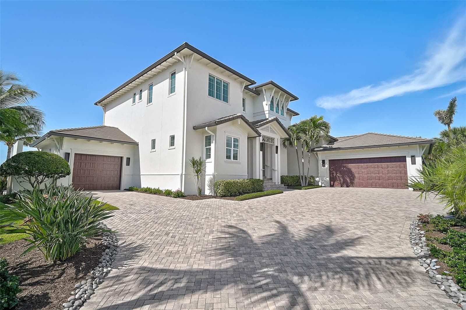 101 Seagull Ln